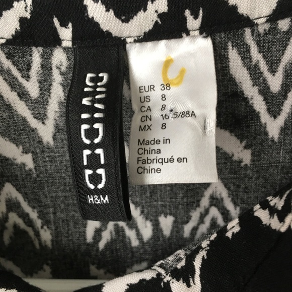 Divided by H&M men's wear style black Aztec shirt - Picture 3 of 3